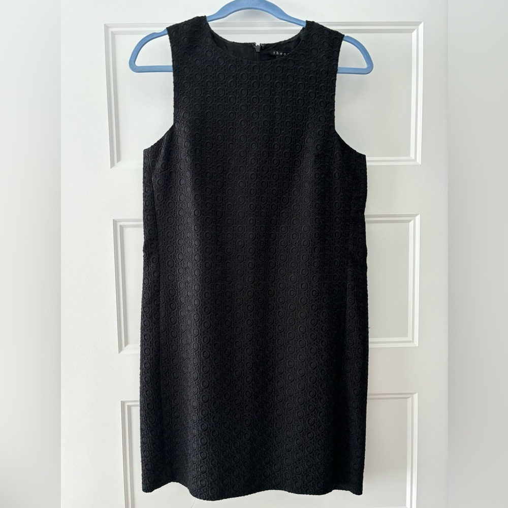 Theory Gwideen Eyelet Sleeveless Dress Black Size 8 (Fits Like Size 6)